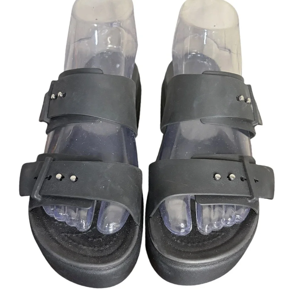 NWOB Crocs Black Brooklyn Buckle Low Wedge Sandals Platform Women's Size 7